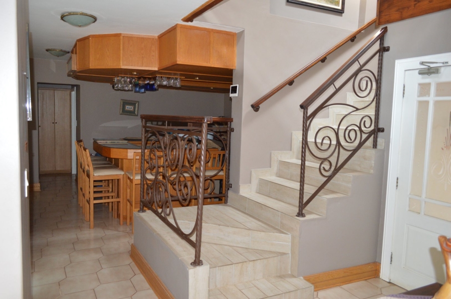 4 Bedroom Property for Sale in Wilkoppies North West